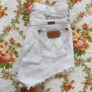 Wrangler | Vintage 70s High Waisted Denim Shorts